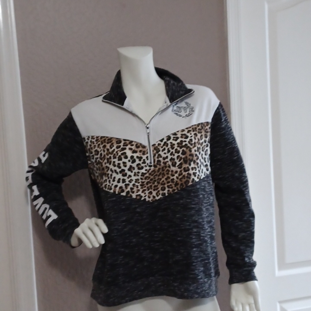 - Woman long sleeve